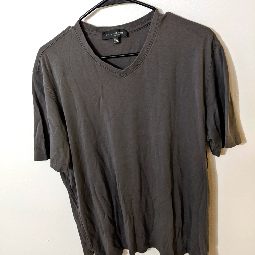 Men's Robert Barakett 100% Prima Cotton Gray V-Neck Tee Shirt.